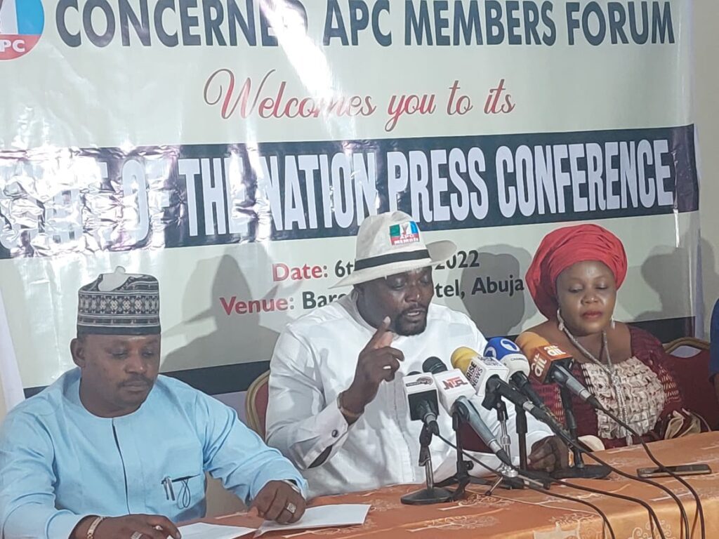2023: PDP govs criticising Buhari, Emefiele openly, seeking favour secretly – APC forum