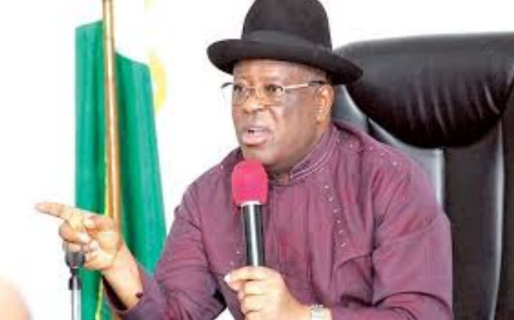 Senator Umahi pomises to deliver 15-year shelf-life insurance for projects