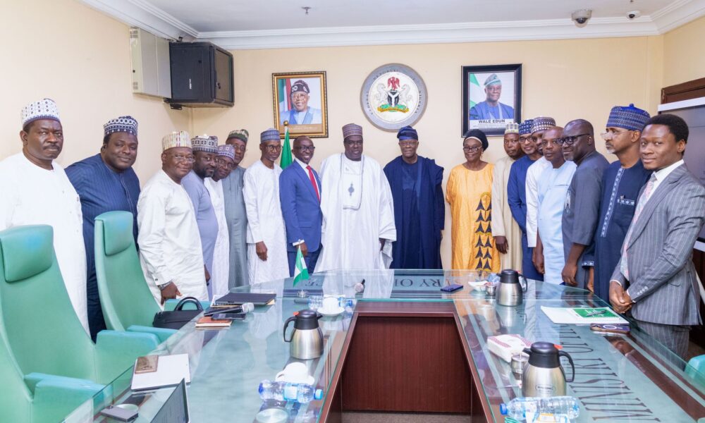 FG Partners Trans Sahara Consortium on Multi-Billion Naira Soybean, Sugar Revolution