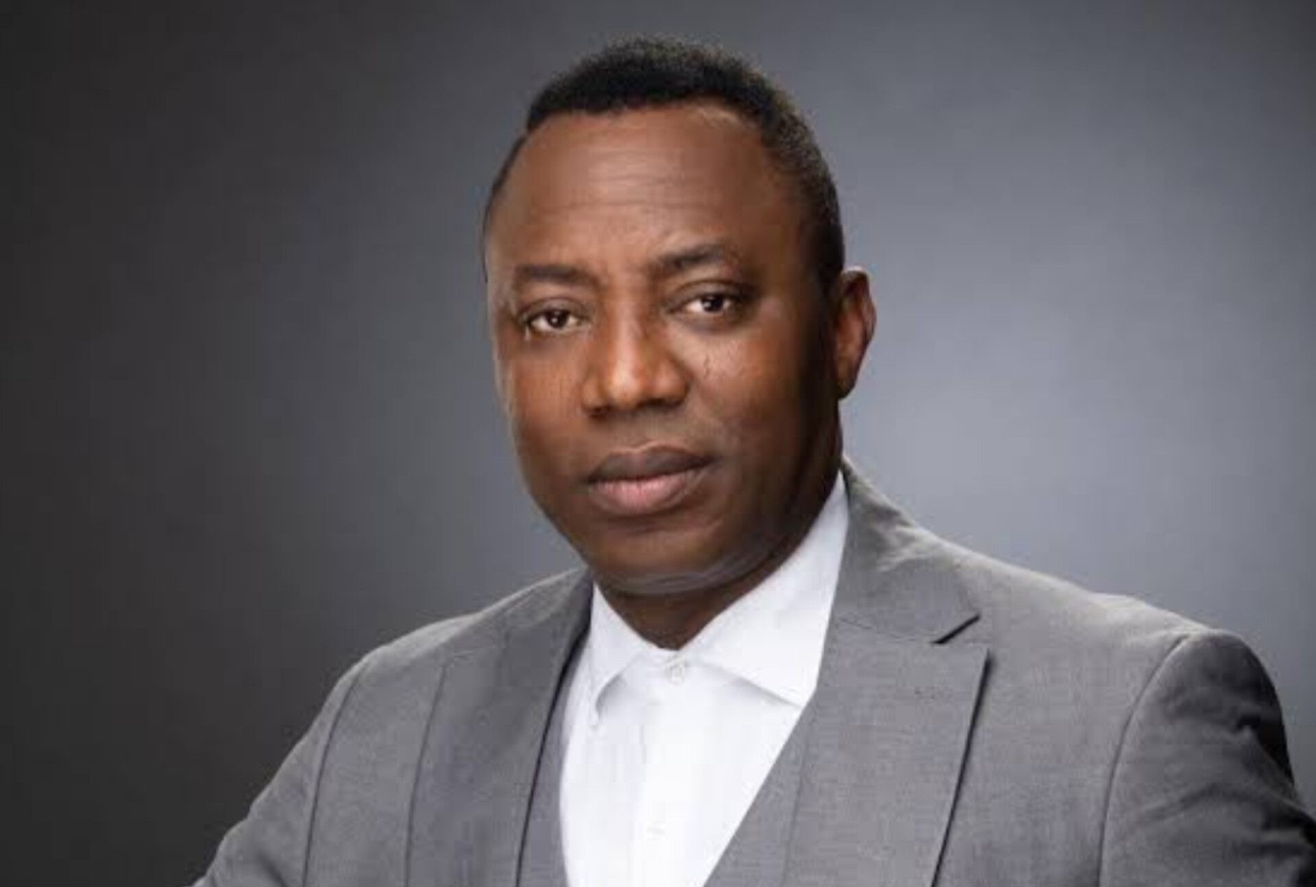 Police Re-Arrest Sowore Moments After Bail
