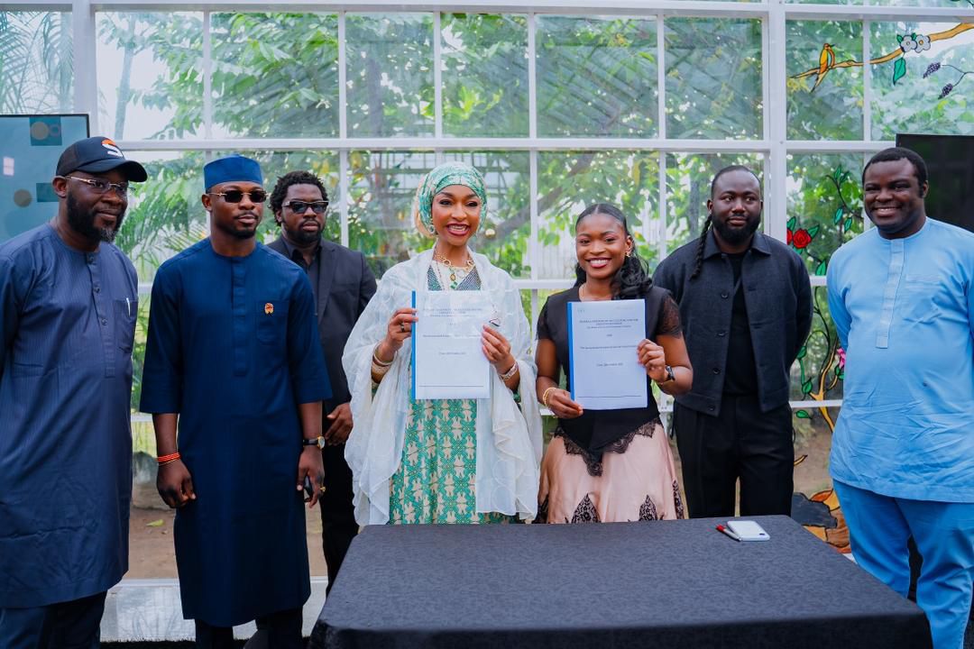 Art Ministry, Lens for Good Partner to Empower Creatives