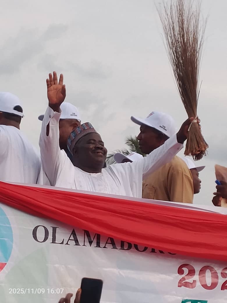 Historic Defection: Ben Adaji, Opposition Leaders Return to APC in Kogi