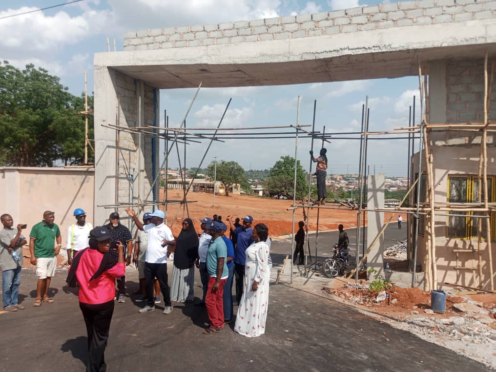Alumni Step In to Revive Dilapidated Auchi College, Governor Set to Commission Projects
