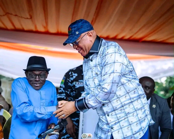 Umo Eno Returns to Honour Teacher Nearly 50 Years After Leaving Classroom